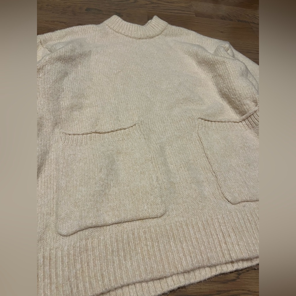 MANGO
Women's Oversize Knit Sweater - Picture 3 of 5